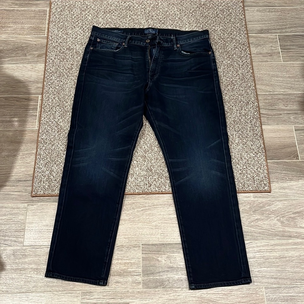 Lucky jeans - new without tags